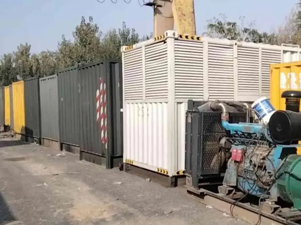 陇县200KW柴油发电机机组每小时油耗是多少？